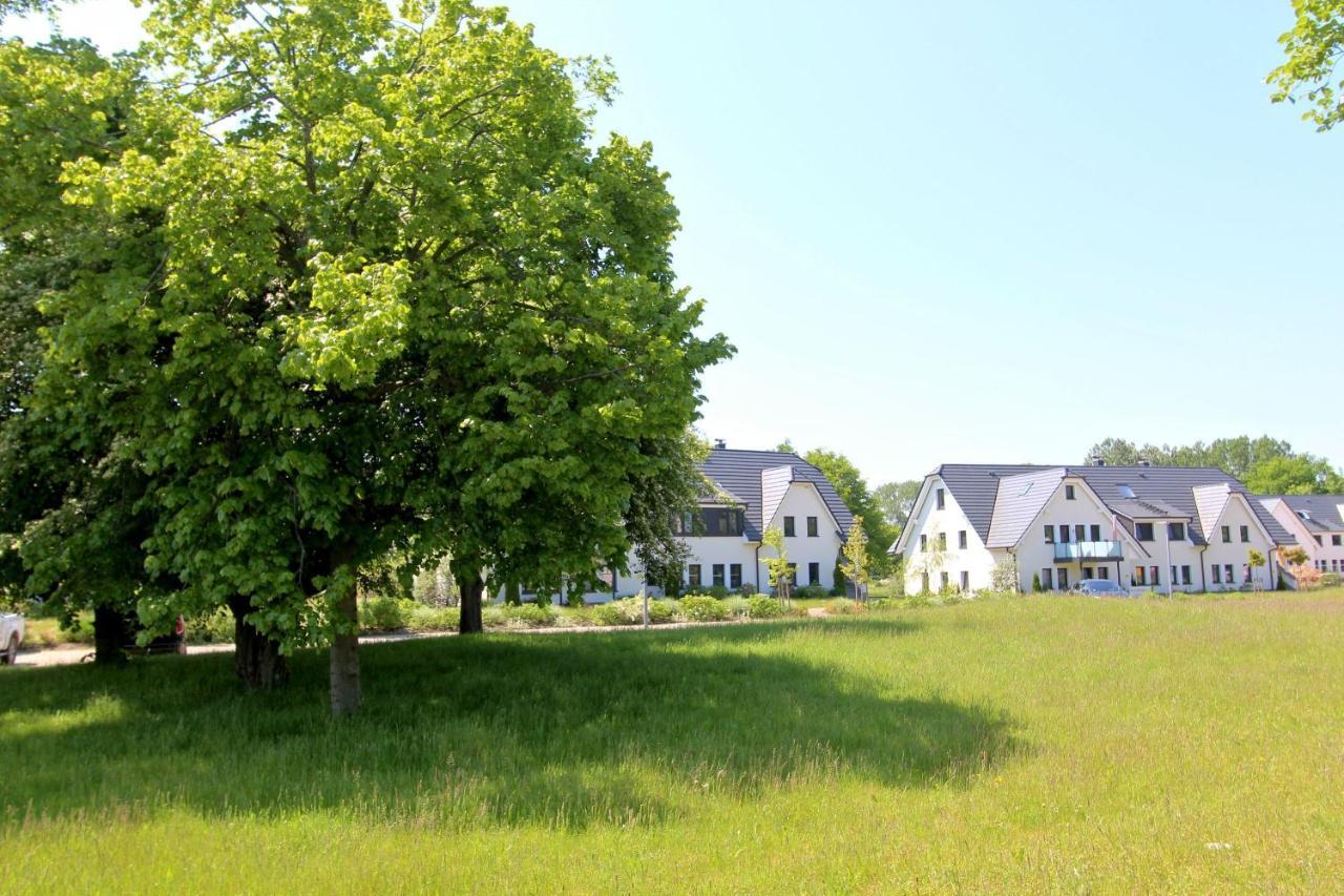 Strandresort Rex Rugia Haus 13 - FeWo 05, inklusive Sauna und Schwimmbadnutzung im AHOI Sellin Lobbe Exterior foto